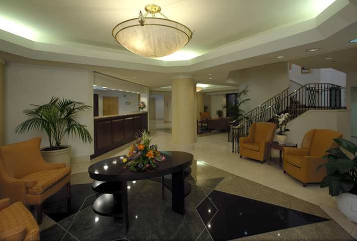 Hilton Arlington Hotel Interior photo